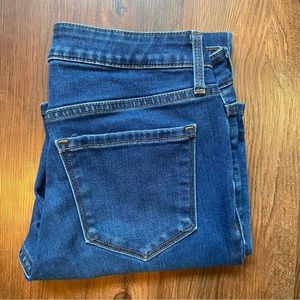Women’s Old Navy kicker bootcut jeans size 6